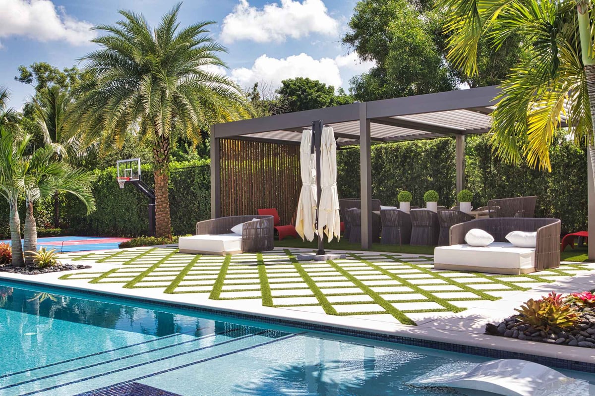 Jacksonville Azenco Motorized Pergola